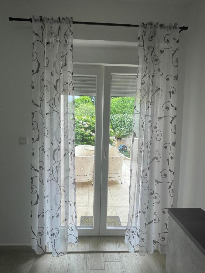 Apartments Pean Tivat Exterior photo