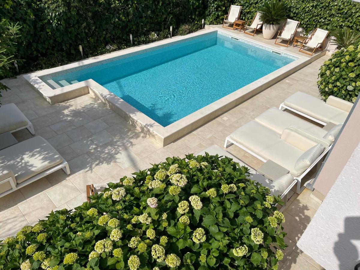 Apartments Pean Tivat Exterior photo