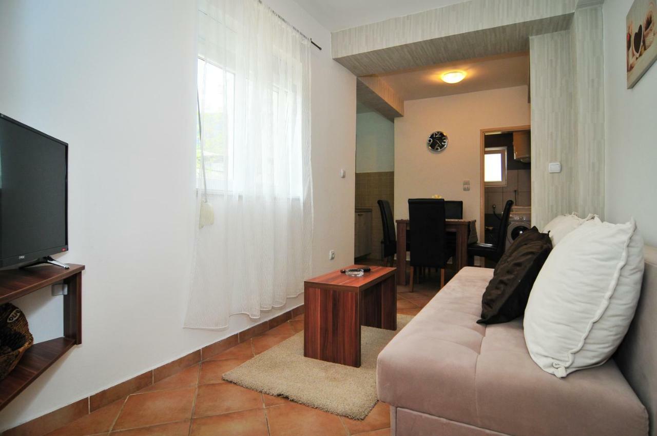 Apartments Pean Tivat Exterior photo