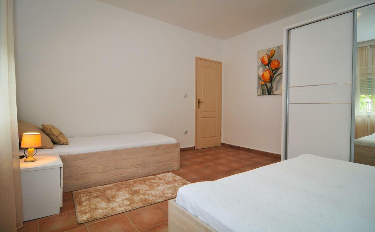 Apartments Pean Tivat Exterior photo
