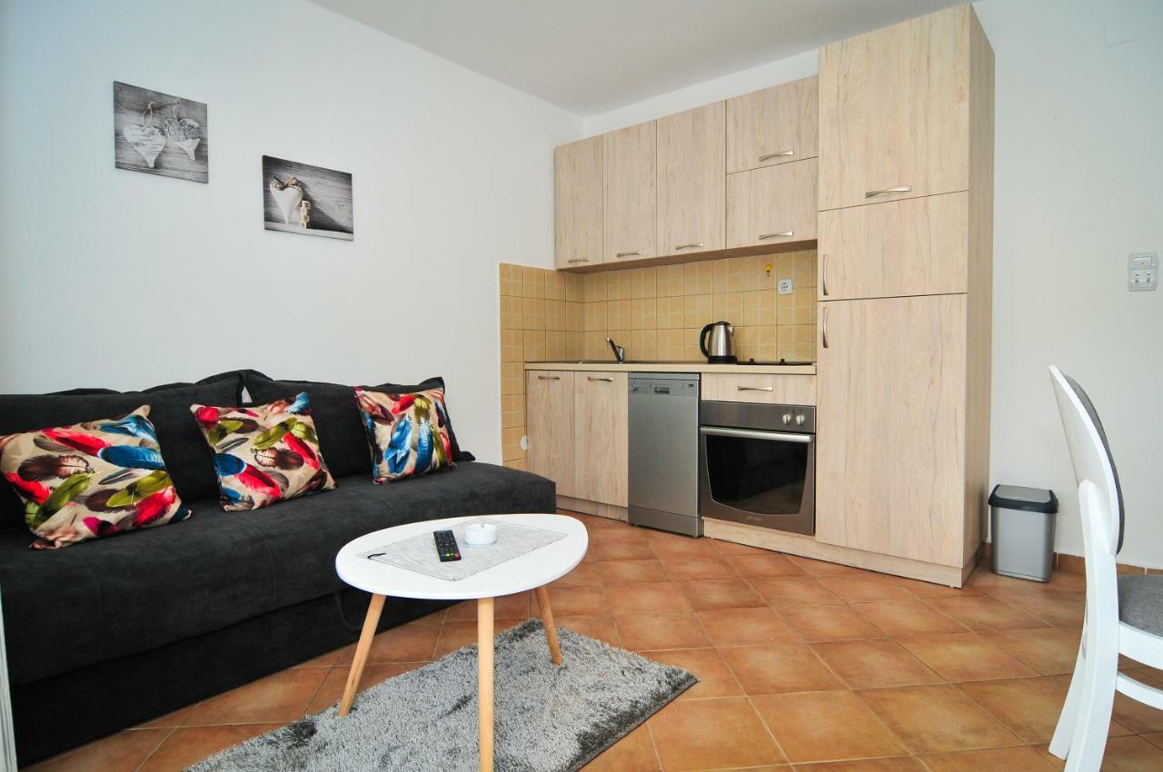 Apartments Pean Tivat Exterior photo